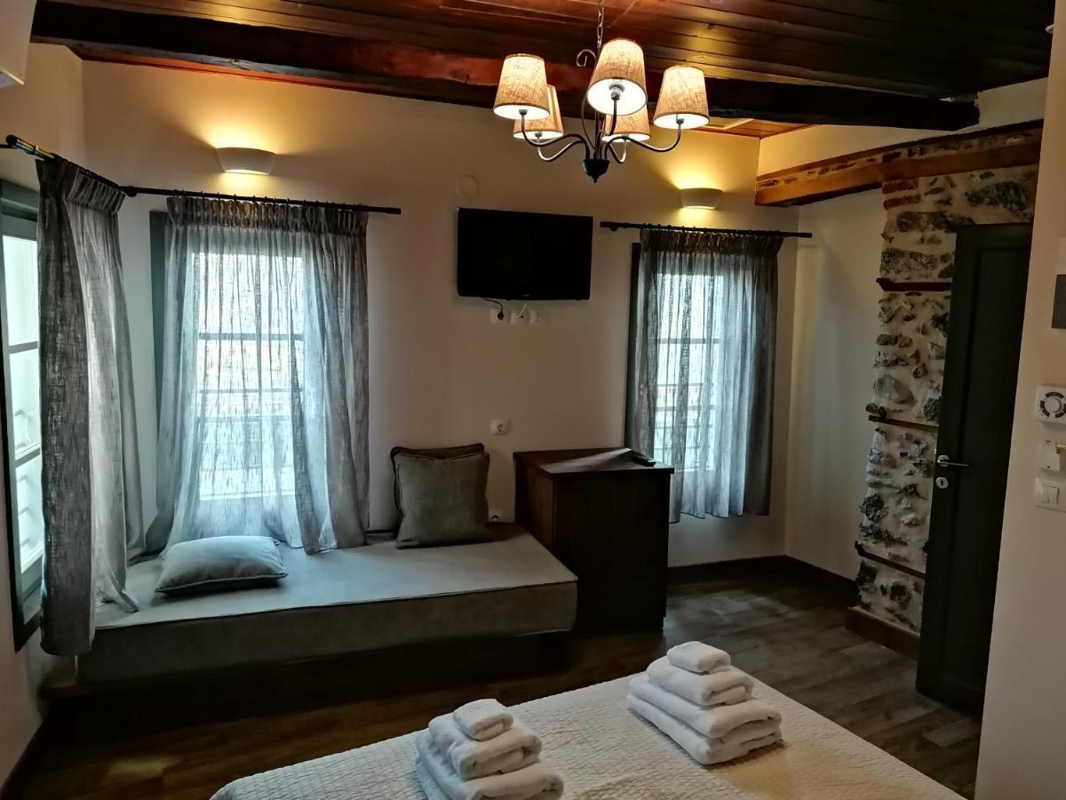Riverbed Traditional Guest House 리토코론 외부 사진
